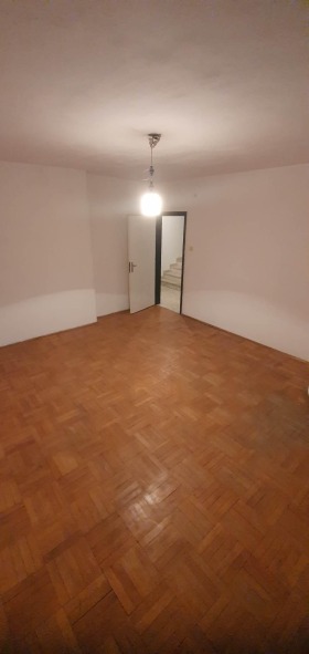2 dormitoare Țentâr, Burgas 10