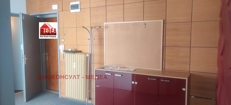 Do wynajęcia  Biuro Sofia , Centar , 77 mkw | 88576226 - obraz [12]