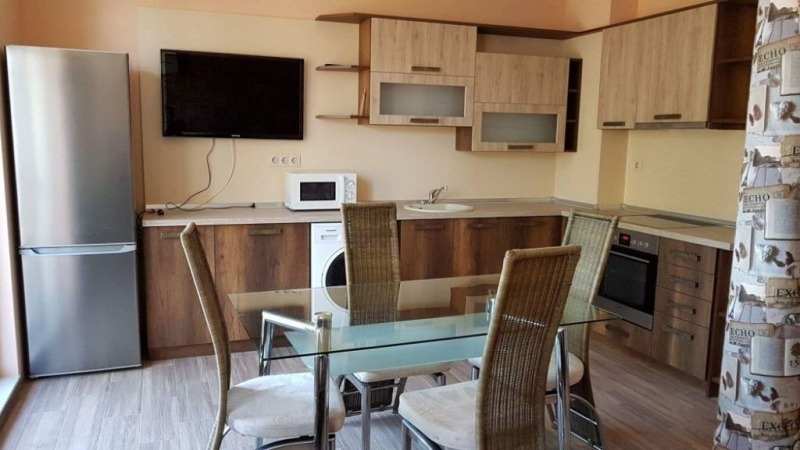 Дава под наем 2-СТАЕН, гр. Плевен, Широк център