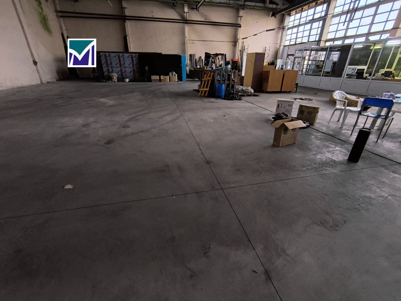 Дава под наем ПРОМ. ПОМЕЩЕНИЕ, гр. Враца, Промишлена зона, снимка 4 - Производствени сгради - 52647852