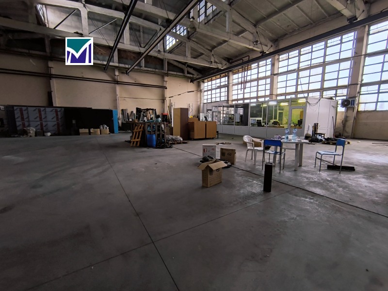 Дава под наем ПРОМ. ПОМЕЩЕНИЕ, гр. Враца, Промишлена зона, снимка 3 - Производствени сгради - 52647852