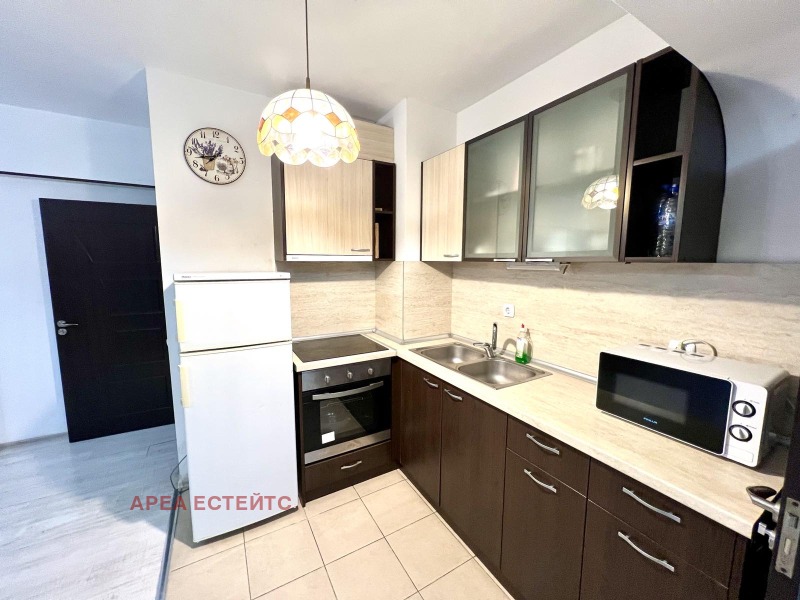 De inchiriat  3+ dormitor Burgas , Lazur , 200 mp | 44598762 - imagine [6]