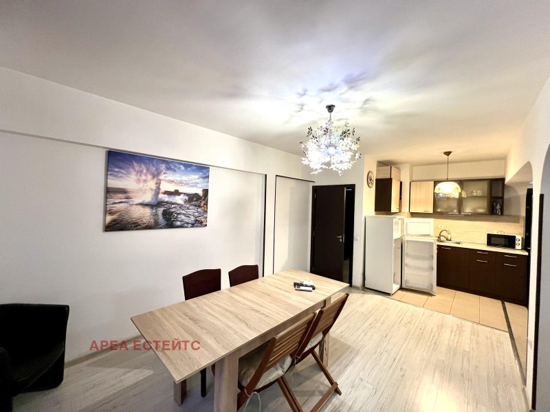 De inchiriat  3+ dormitor Burgas , Lazur , 200 mp | 44598762 - imagine [5]