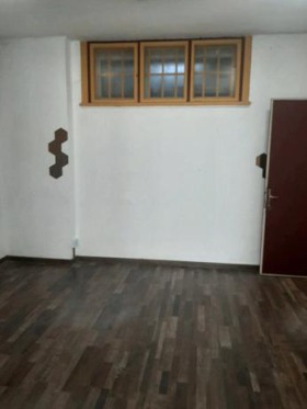 ОФИС, 100 m2