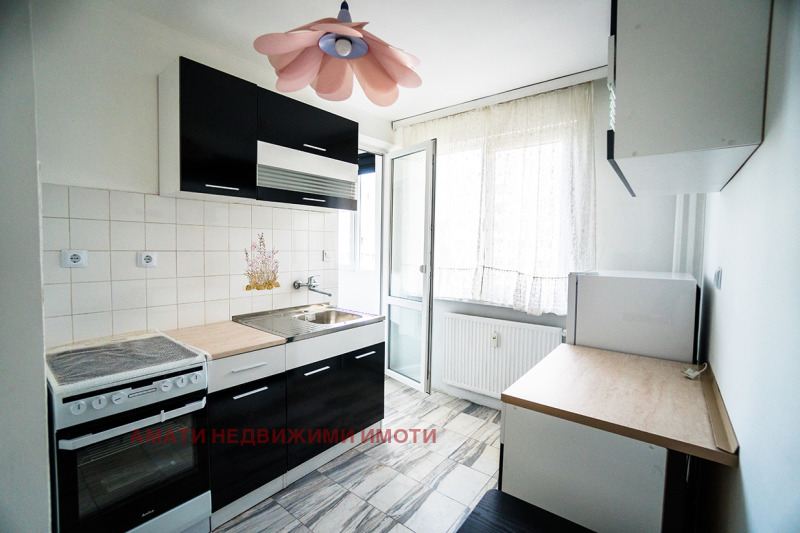 Te huur  1 slaapkamer Sofia , Belite brezi , 70 m² | 28666895 - afbeelding [12]