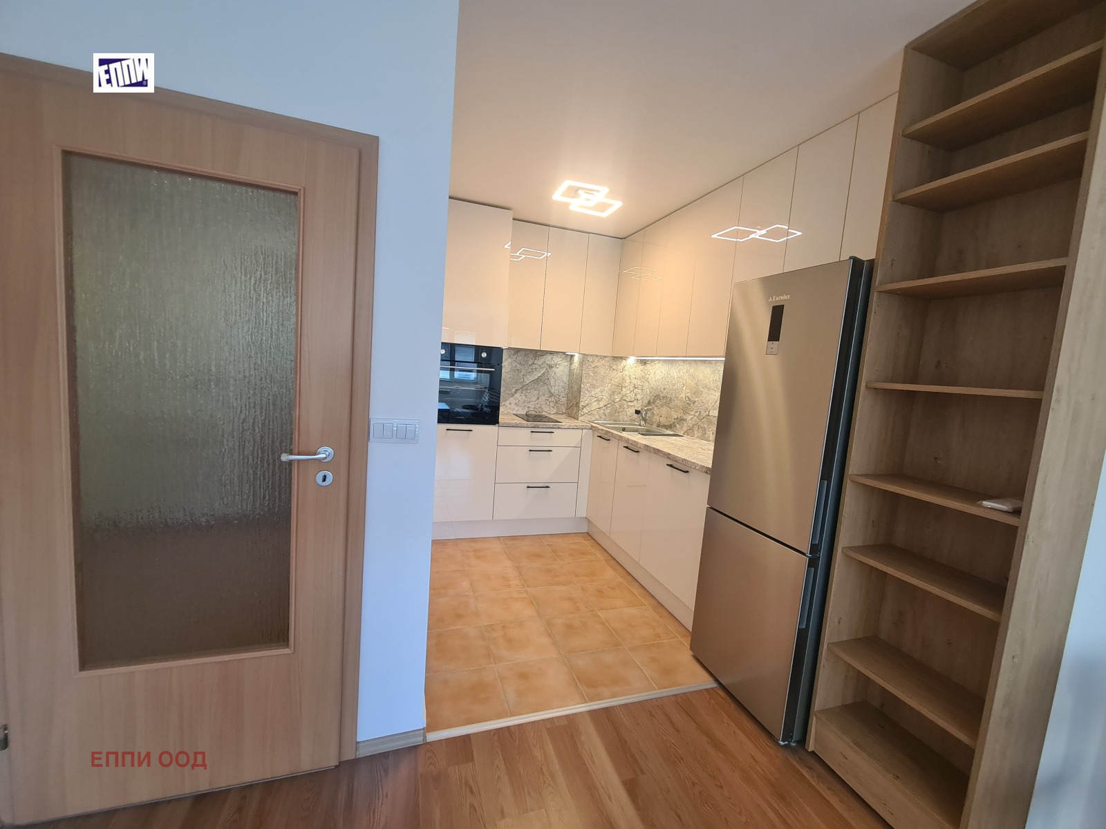 Дава под наем 2-СТАЕН, гр. София, Център, снимка 8 - Апартаменти - 54725320