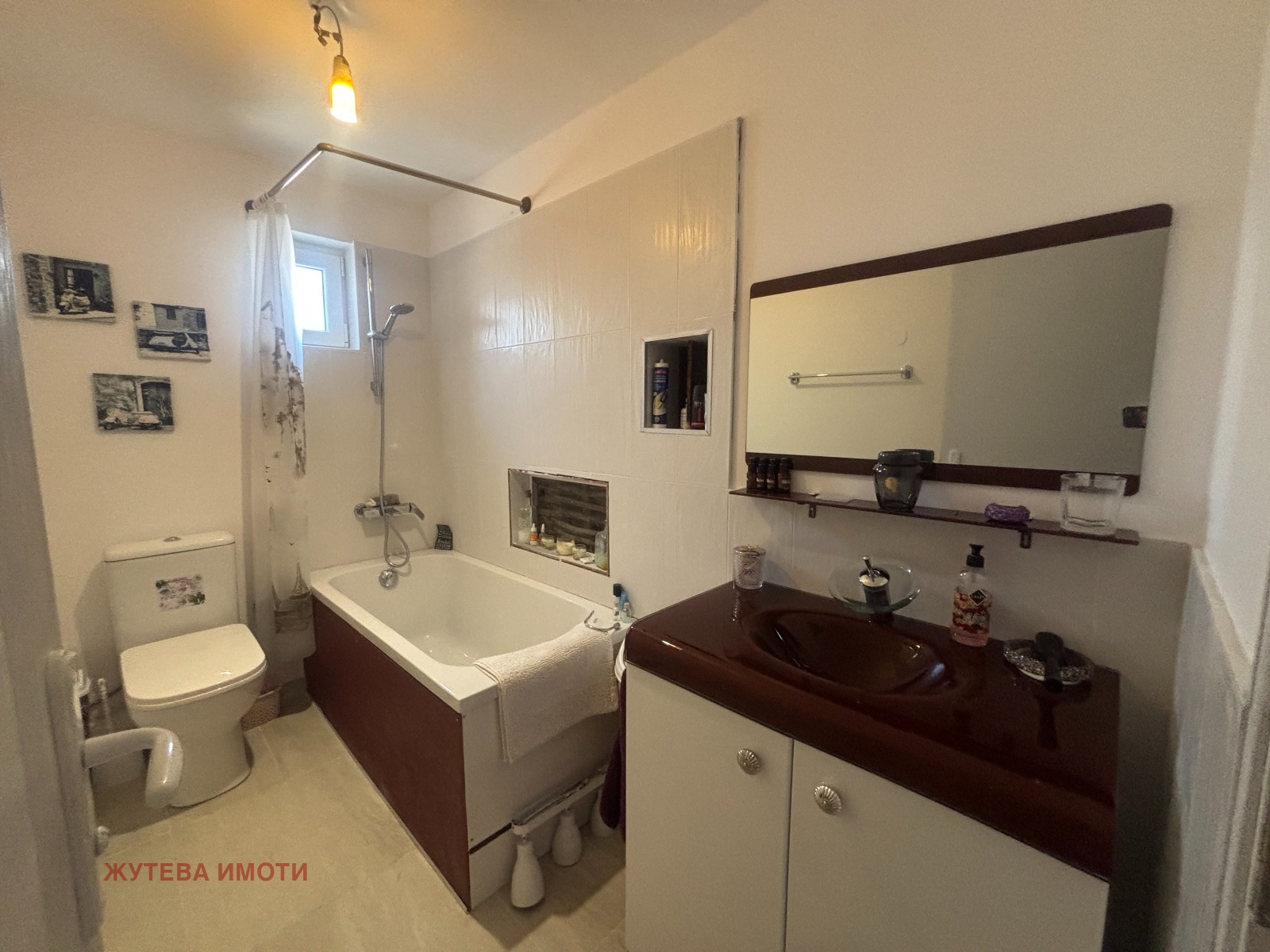 Дава под наем КЪЩА, гр. Карлово, област Пловдив, снимка 10 - Къщи - 56130583
