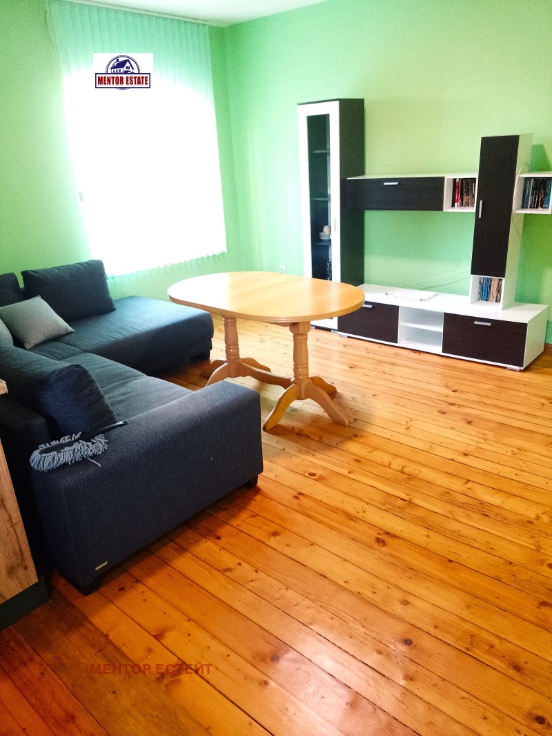 Te huur  2 slaapkamers Pernik , Tvardi livadi , 70 m² | 17219236