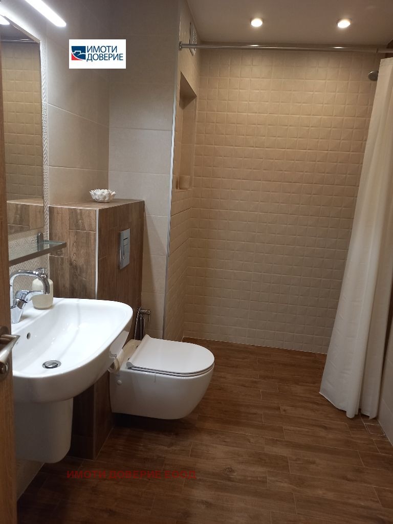 Дава под наем  3-стаен град София , Център , 100 кв.м | 67522412 - изображение [14]