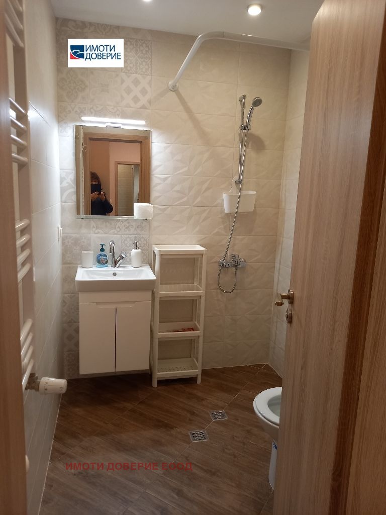 Дава под наем  3-стаен град София , Център , 100 кв.м | 67522412 - изображение [6]