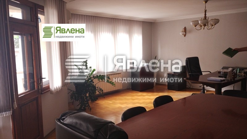 De inchiriat  3+ dormitor Sofia , Țentâr , 200 mp | 65448519 - imagine [2]