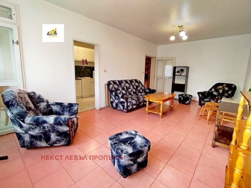 Zu vermieten  1 Schlafzimmer Sofia , Borowo , 70 qm | 38563174