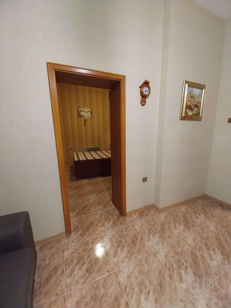 En renta  1 dormitorio Plovdiv , Tsentar , 80 metros cuadrados | 32512574 - imagen [10]