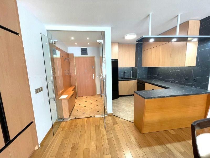 Дава под наем 3-СТАЕН, гр. София, Витоша, снимка 2 - Апартаменти - 52476170