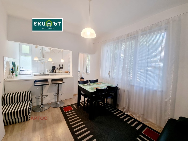 En renta  1 dormitorio Varna , Gratska majala , 65 metros cuadrados | 29013993