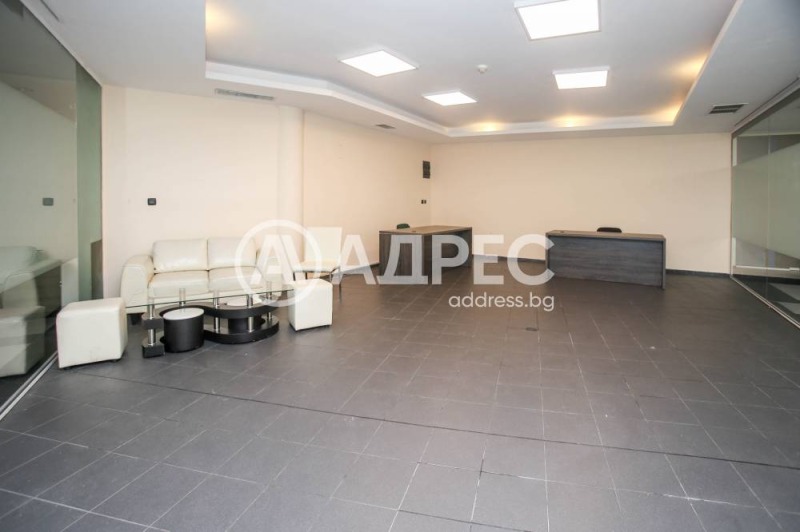 Do wynajęcia  Sklep Sofia , Centar , 65 mkw | 11018901 - obraz [2]