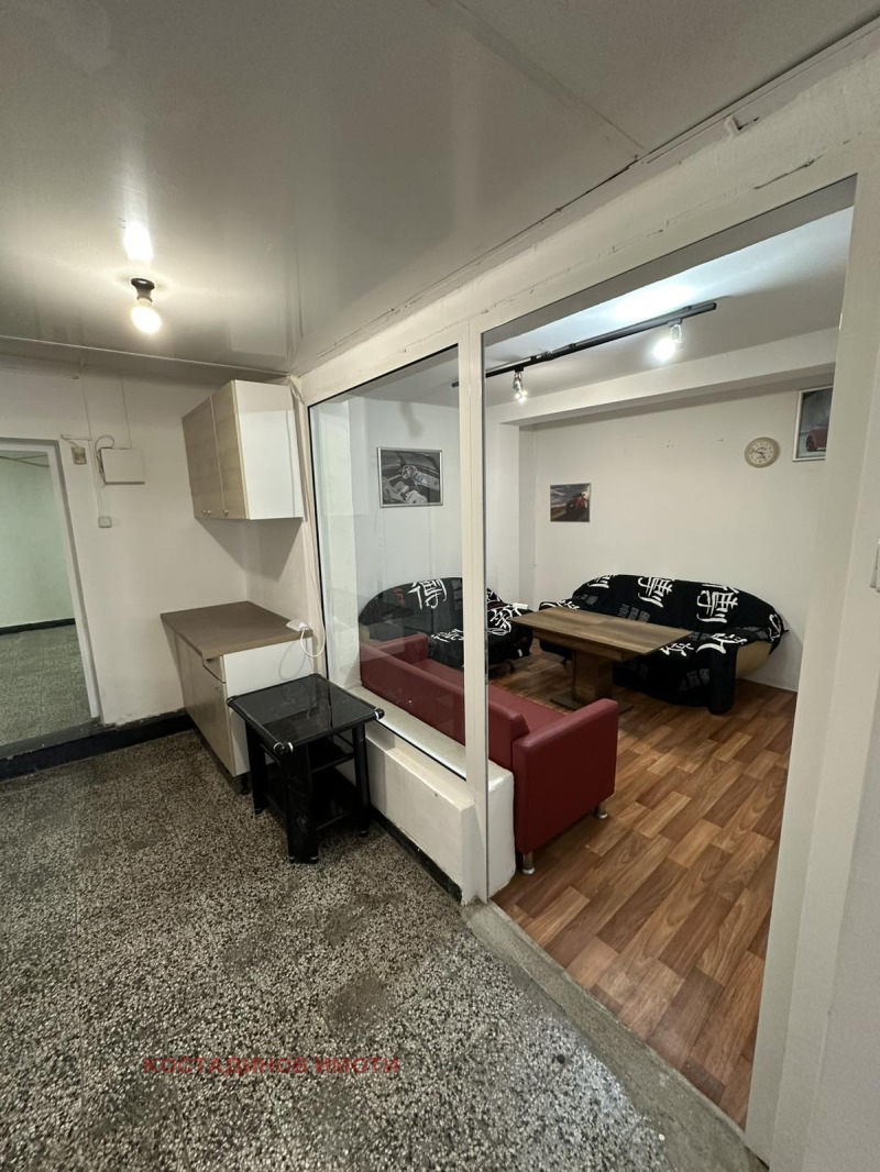 Te huur  Winkel Plovdiv , Trakija , 110 m² | 51012211 - afbeelding [4]