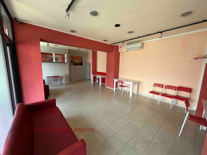 Te huur  Winkel Plovdiv , Trakija , 110 m² | 51012211 - afbeelding [2]
