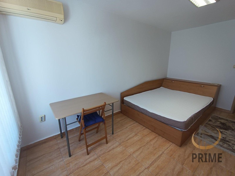 Издаје се  2 спаваће собе Бургас , Лазур , 90 м2 | 40509671 - слика [12]