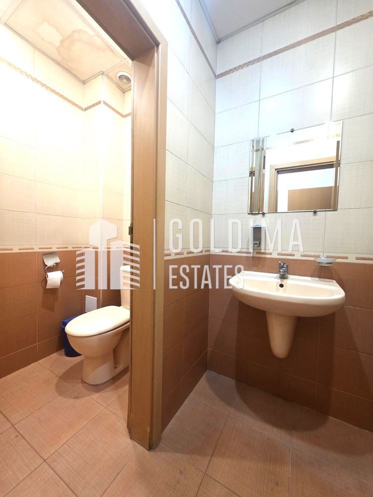 De inchiriat  Birou Burgas , Slaveicov , 240 mp | 21183389 - imagine [12]