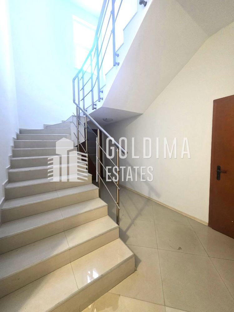 De inchiriat  Birou Burgas , Slaveicov , 240 mp | 21183389 - imagine [15]