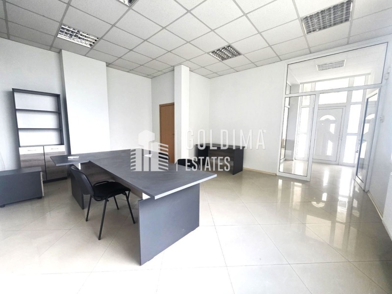 De inchiriat  Birou Burgas , Slaveicov , 240 mp | 21183389
