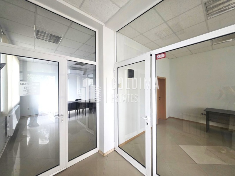 De inchiriat  Birou Burgas , Slaveicov , 240 mp | 21183389 - imagine [14]