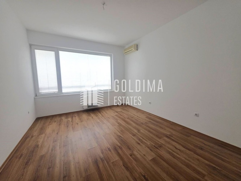 De inchiriat  Birou Burgas , Slaveicov , 240 mp | 21183389 - imagine [5]