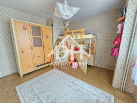 3+ спаваћа соба Вазрожденци, Карджали 8