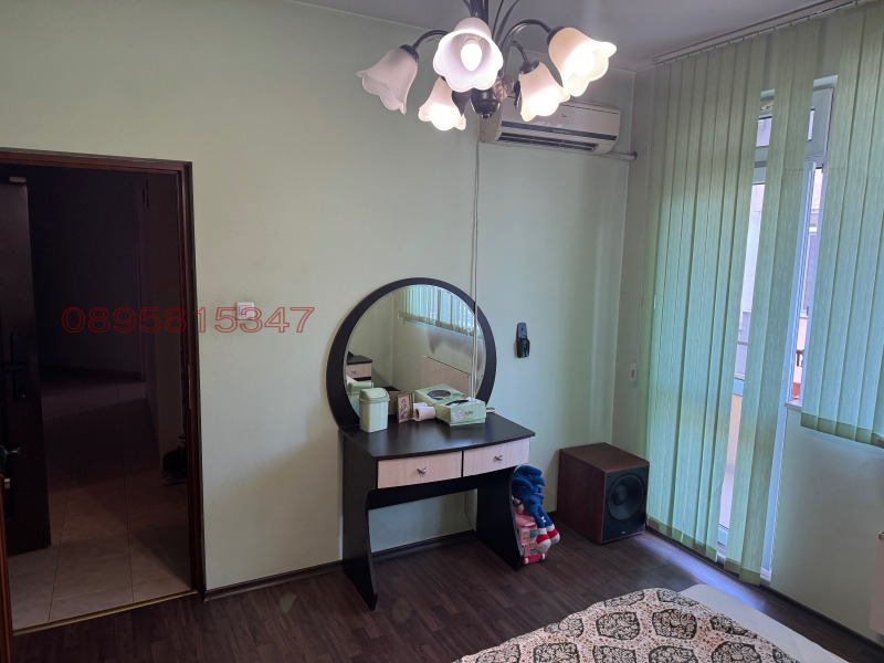 Дава под наем 3-СТАЕН, гр. Харманли, област Хасково, снимка 4 - Апартаменти - 53280305