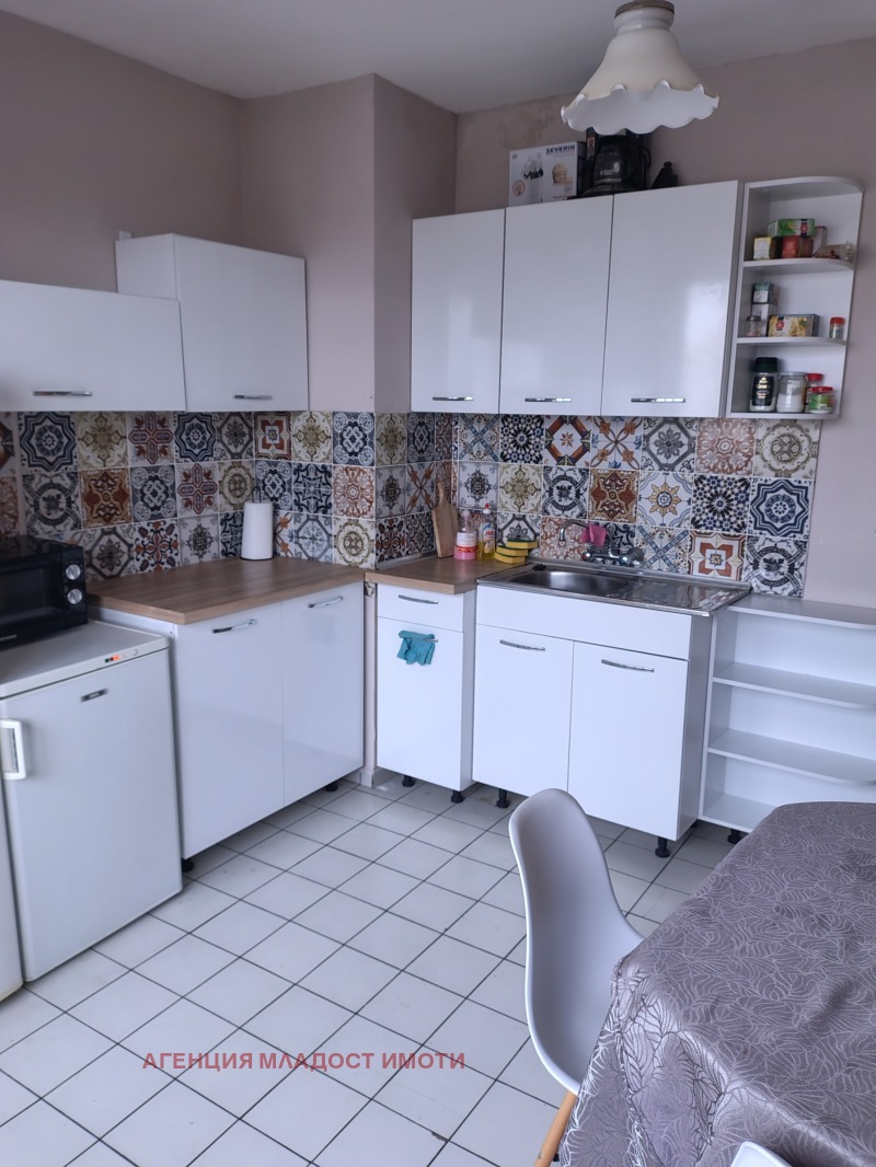 Zu vermieten  2 Schlafzimmer Sofia , Mladost 3 , 100 qm | 90359443 - Bild [2]