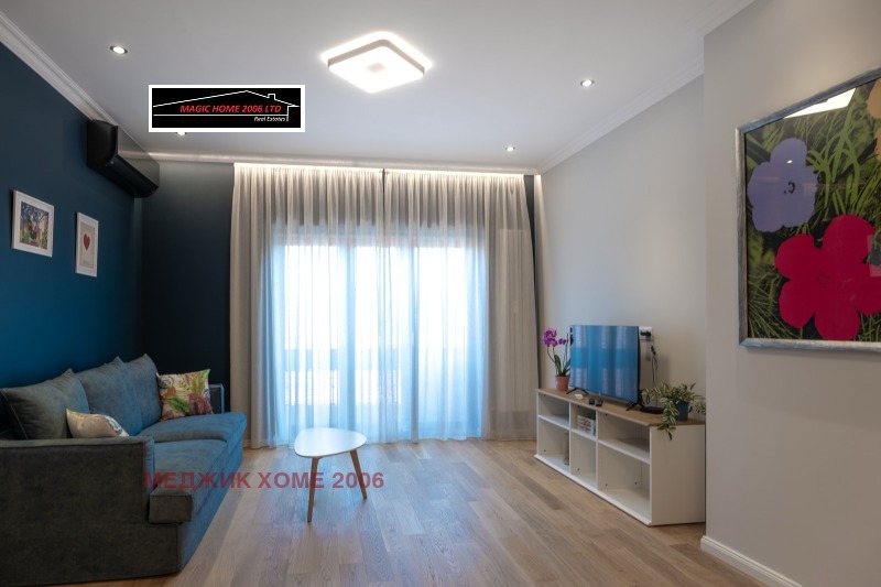 Zu vermieten  2 Schlafzimmer Sofia , Zentar , 80 qm | 64058777 - Bild [7]
