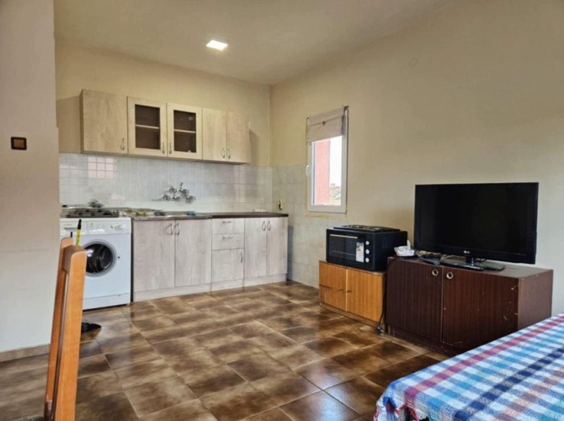 Do wynajęcia  Piętro domu Sofia , Dragalewci , 100 mkw | 43196931 - obraz [2]