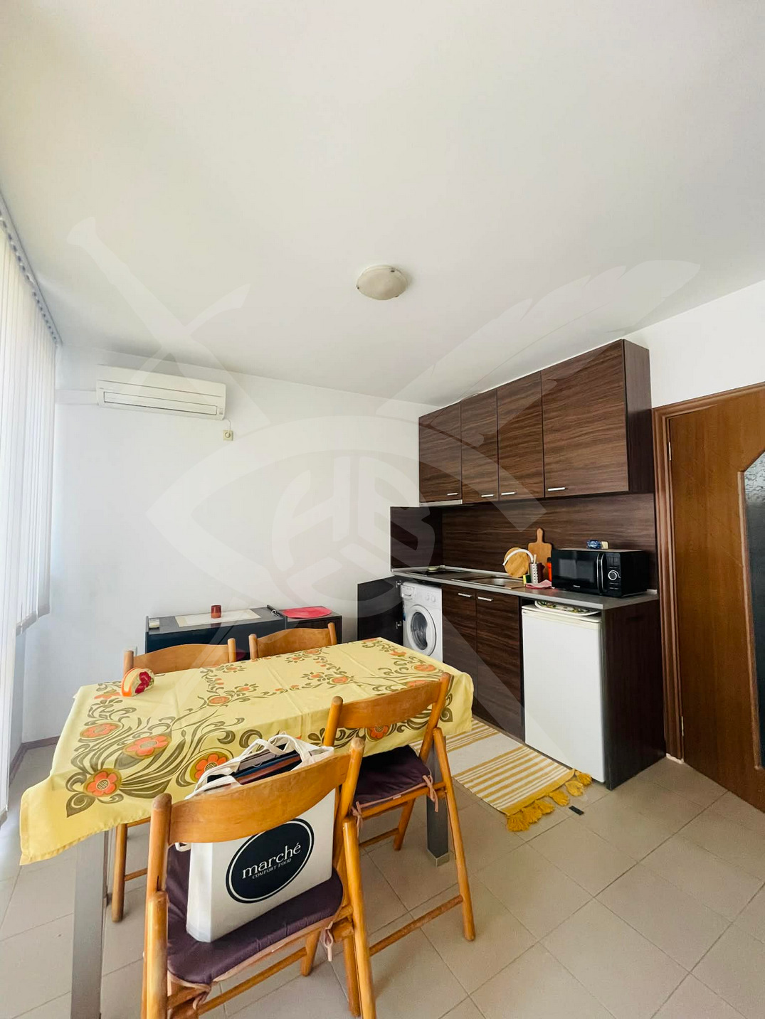 Дава под наем 2-СТАЕН, гр. Варна, Център