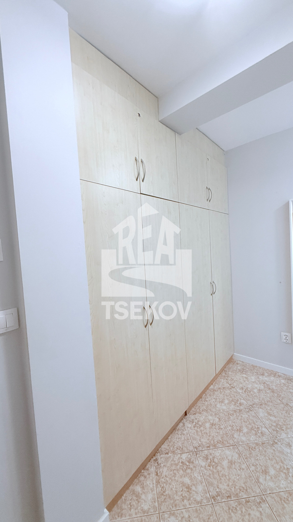 Дава под наем 2-СТАЕН, гр. София, Хладилника, снимка 10 - Апартаменти - 56008593