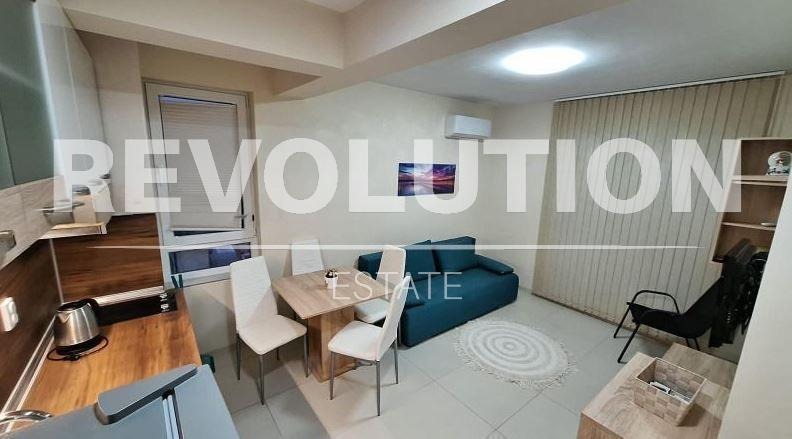 Дава под наем 2-СТАЕН, гр. Варна, Изгрев, снимка 2 - Апартаменти - 53604260