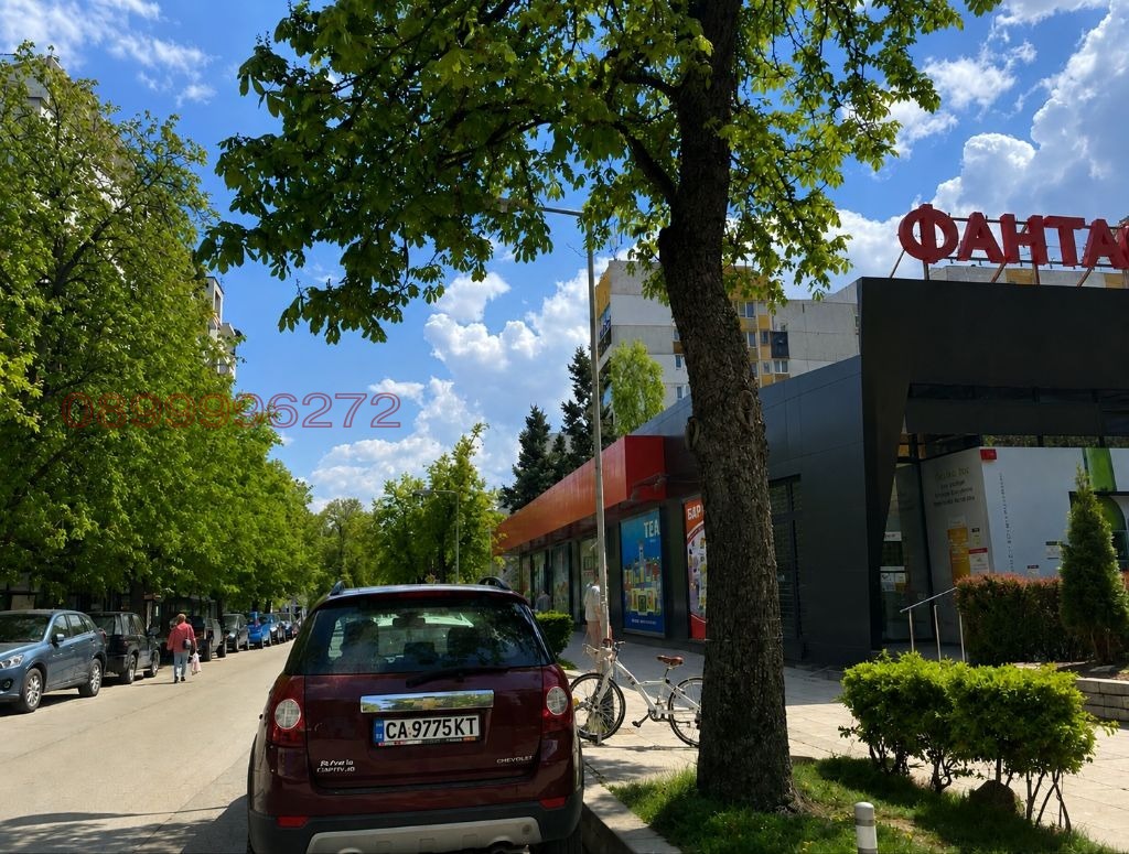 Дава под наем ГАРАЖ, ПАРКОМЯСТО, гр. София, Стрелбище