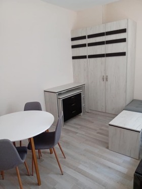 1 chambre Zona B-5, Sofia