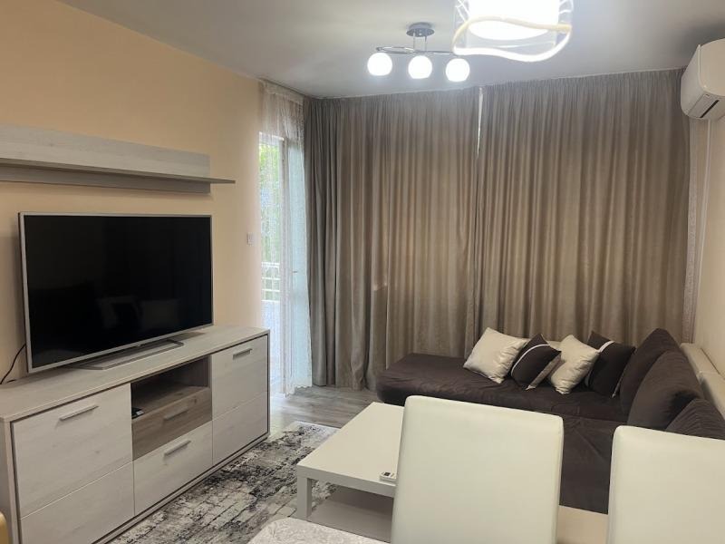 Vuokrattavana  1 makuuhuone Plovdiv , Mladežki Halm , 55 neliömetriä | 35657414