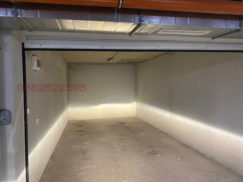 Дава под наем ГАРАЖ, ПАРКОМЯСТО, гр. Пловдив, Кършияка, снимка 3 - Гаражи и паркоместа - 52961391