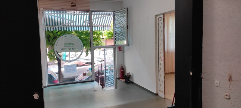 Προς ενοικίαση  Κατάστημα Σοφηια , ΤΣενταρ , 66 τ.μ | 33813202 - εικόνα [3]