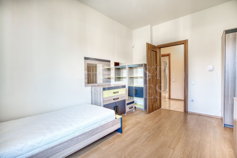 Дава под наем  3-стаен град София , Витоша , 132 кв.м | 41118611 - изображение [9]