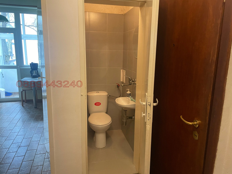 Дава под наем МНОГОСТАЕН, гр. София, Център, снимка 13 - Апартаменти - 52809903