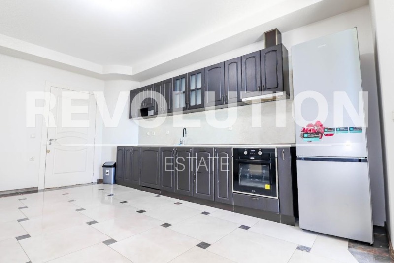 De inchiriat  3+ dormitor Varna , Mladost 1 , 300 mp | 73549985 - imagine [17]