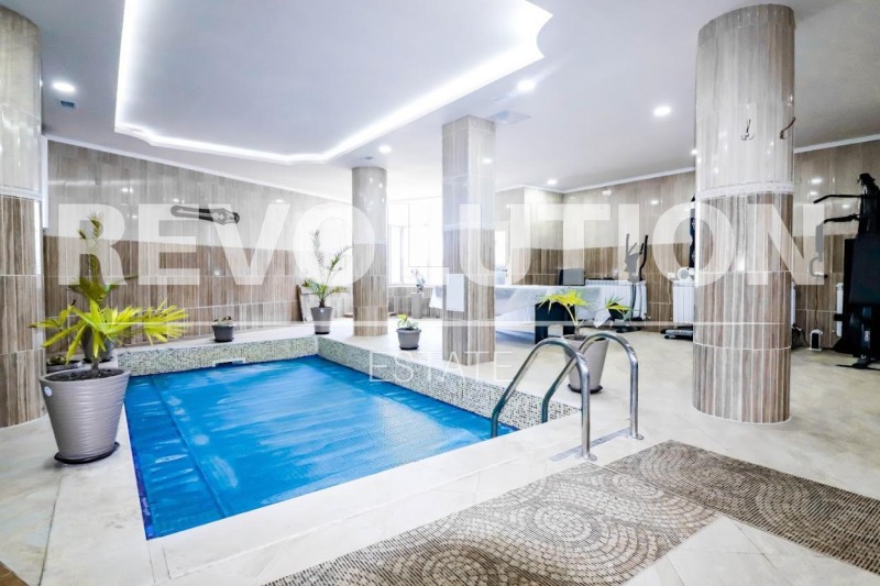 De inchiriat  3+ dormitor Varna , Mladost 1 , 300 mp | 73549985