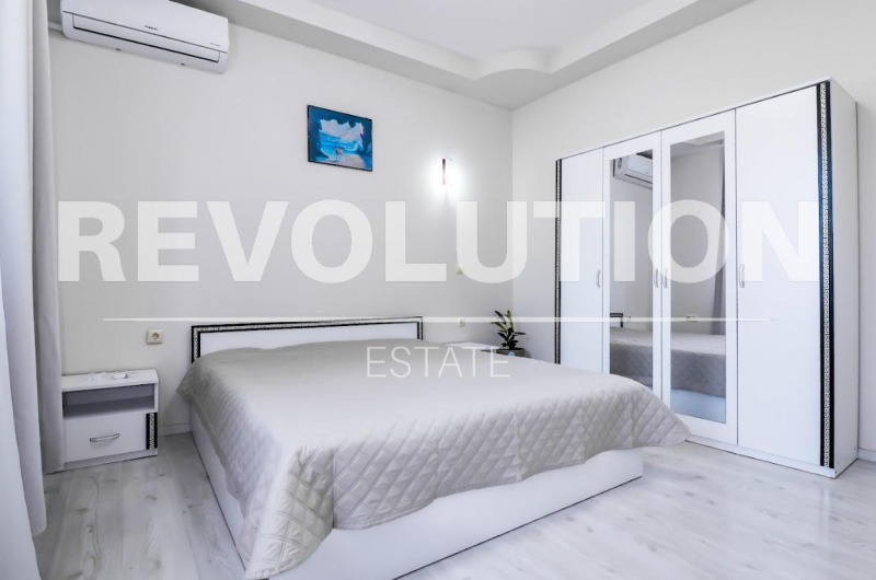 De inchiriat  3+ dormitor Varna , Mladost 1 , 300 mp | 73549985 - imagine [15]
