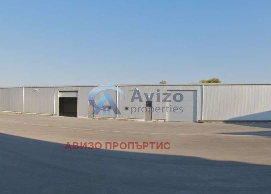 Дава под наем СКЛАД, гр. Божурище, област София област
