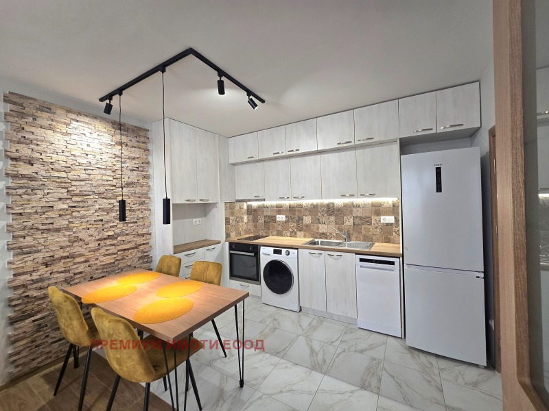 Vuokrattavana  1 makuuhuone Sofia , Darvenitsa , 62 neliömetriä | 99131548