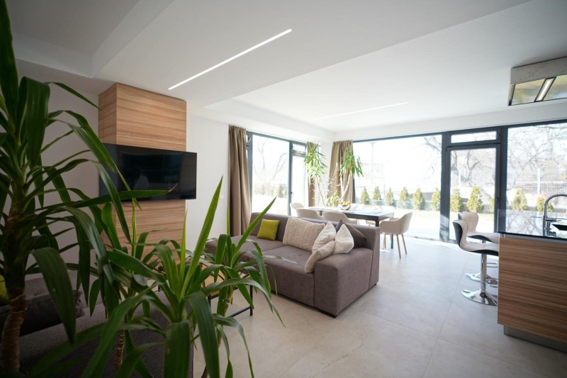 K pronájmu  3 ložnice Sofia , Gorubljane , 180 m2 | 50902619 - obraz [2]