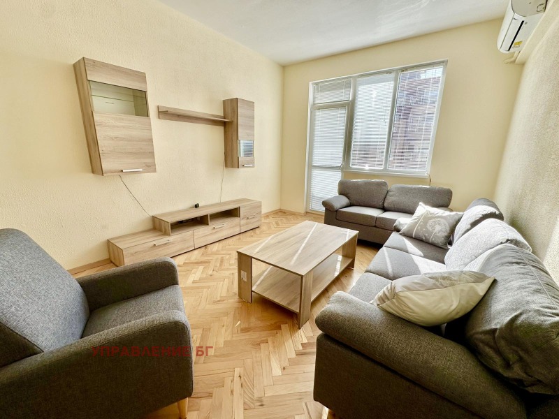 Til leje  1 soveværelse Sofia , Zona B-5 , 75 kvm | 79353324